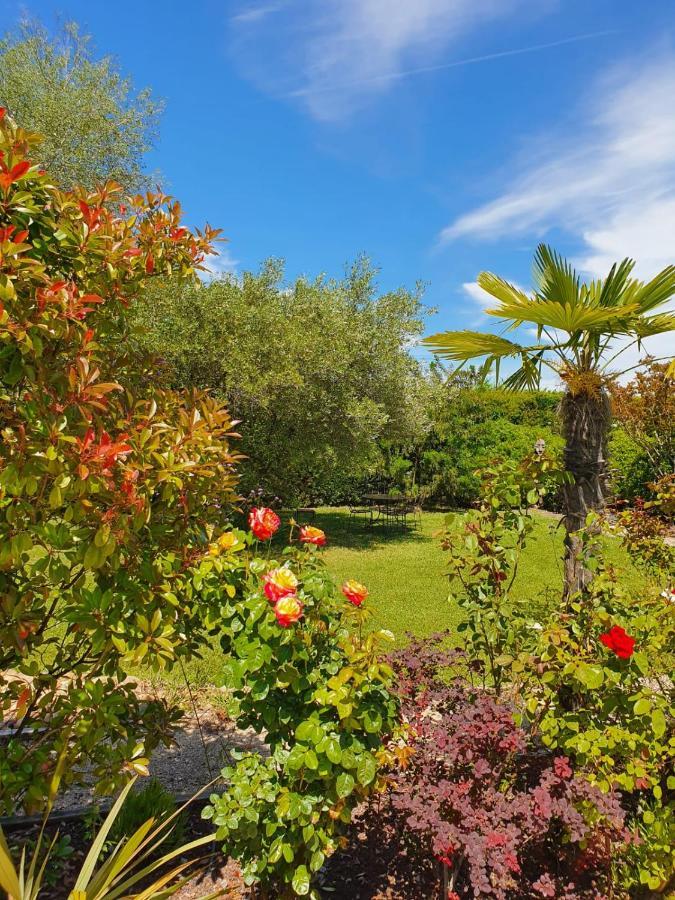 La Cabane Du Pesquier En Provence Caumont-sur-Durance 外观 照片